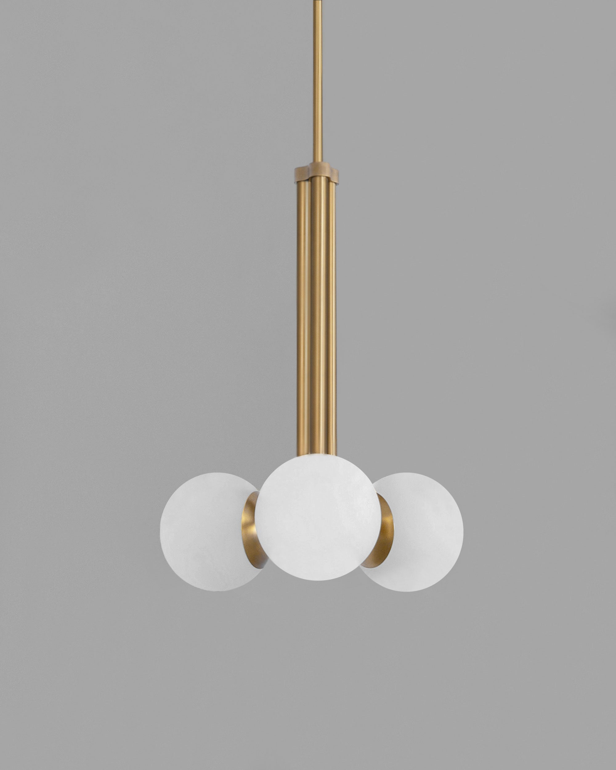 Schwung Tubular 700 Chandelier Burnished Brass
